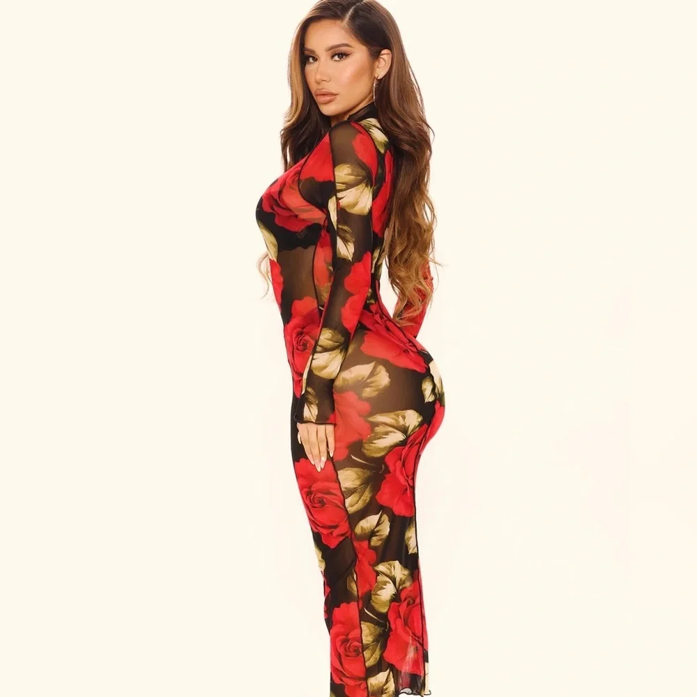 The seductive Rose dress - Picture 5 of 7